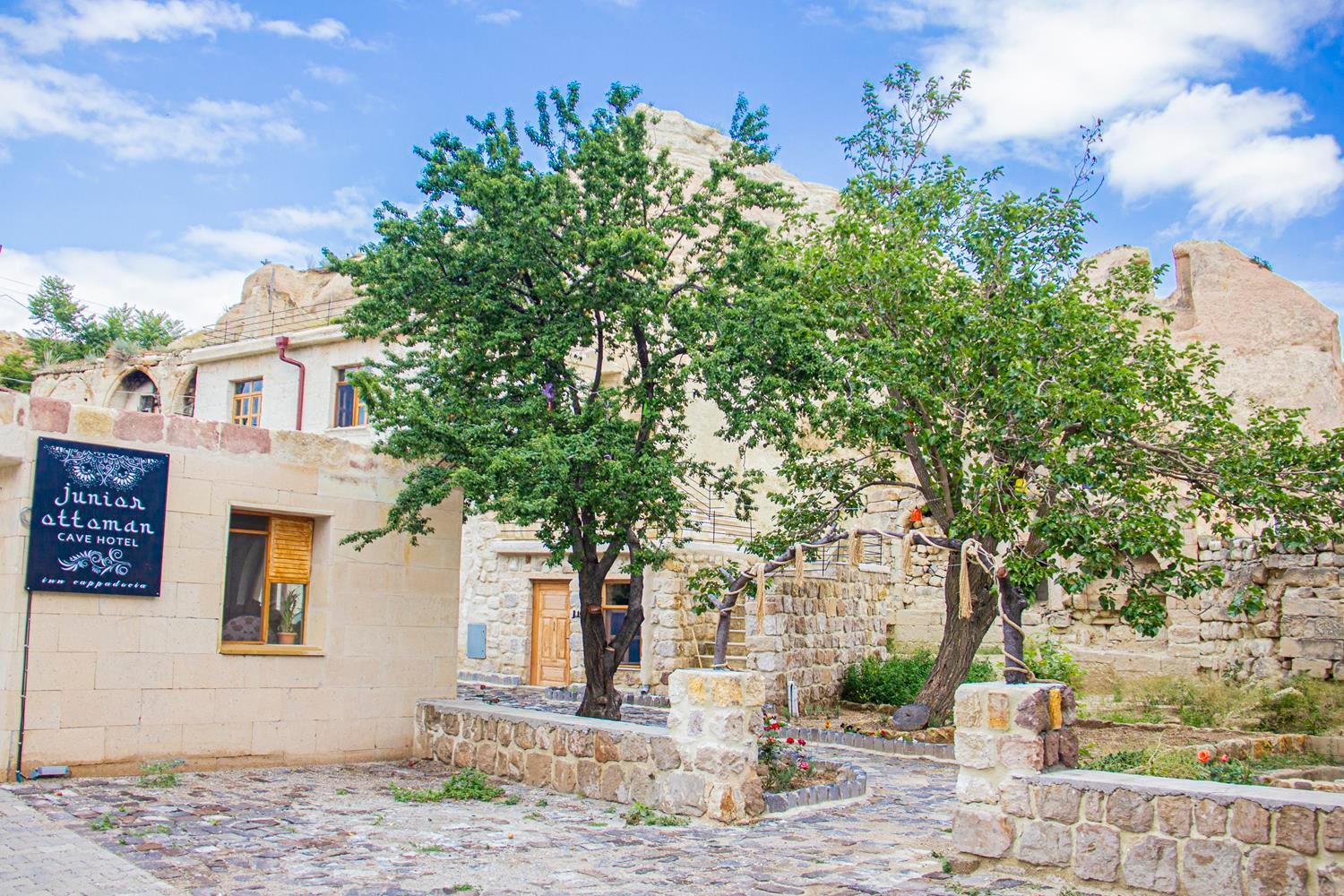 Junior Ottoman Cave Bed and Breakfast Ürgüp Exteriör bild