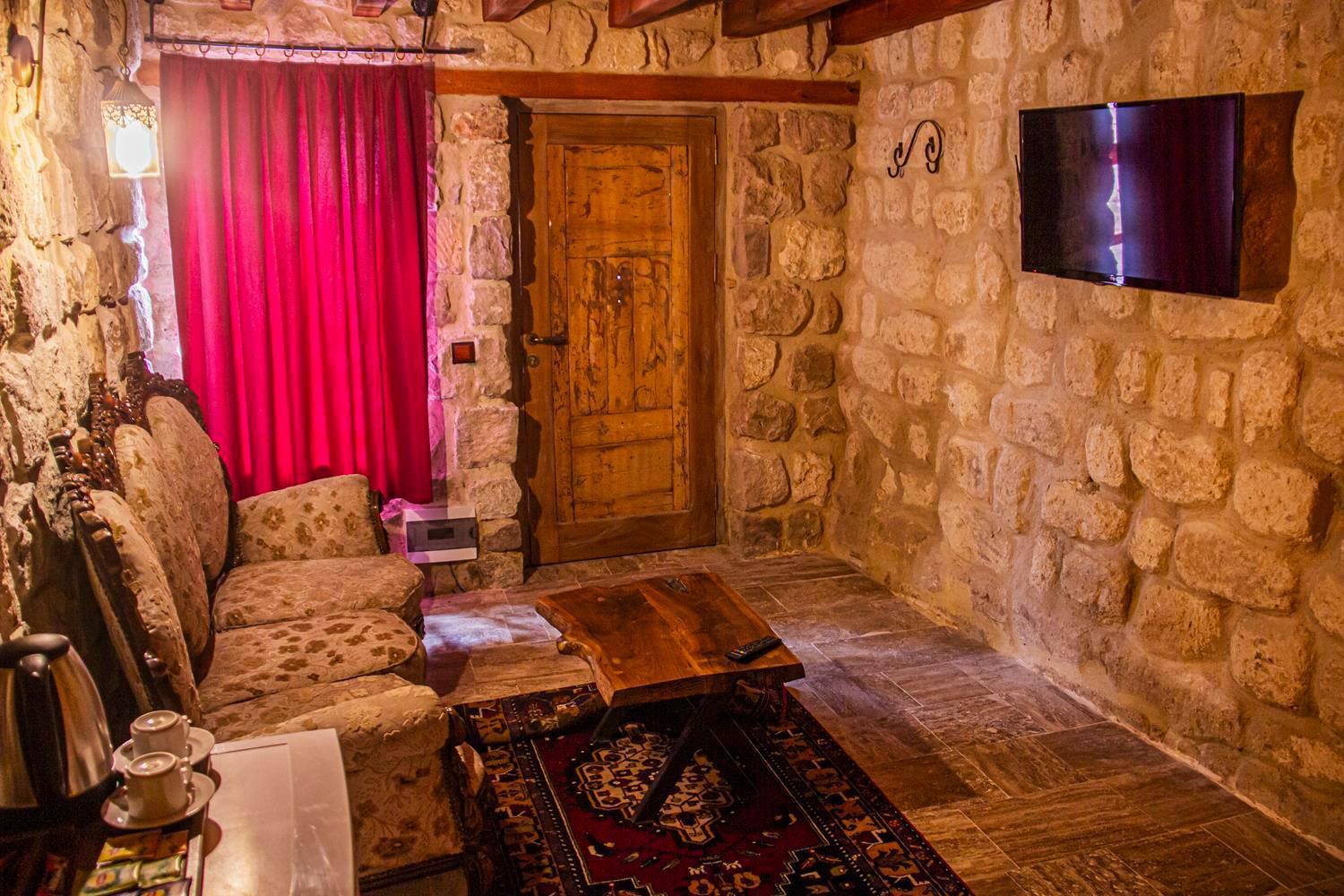 Junior Ottoman Cave Bed and Breakfast Ürgüp Exteriör bild