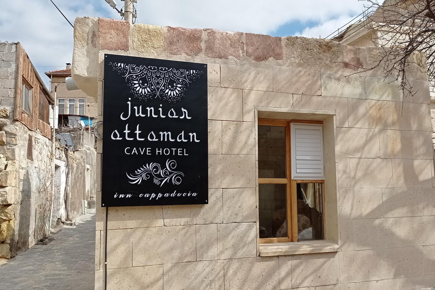 Junior Ottoman Cave Bed and Breakfast Ürgüp Exteriör bild